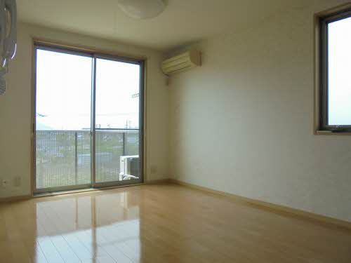 【防府市江泊】賃貸　２ＬＤＫ　シャルマンラフォーレＣ棟202号室