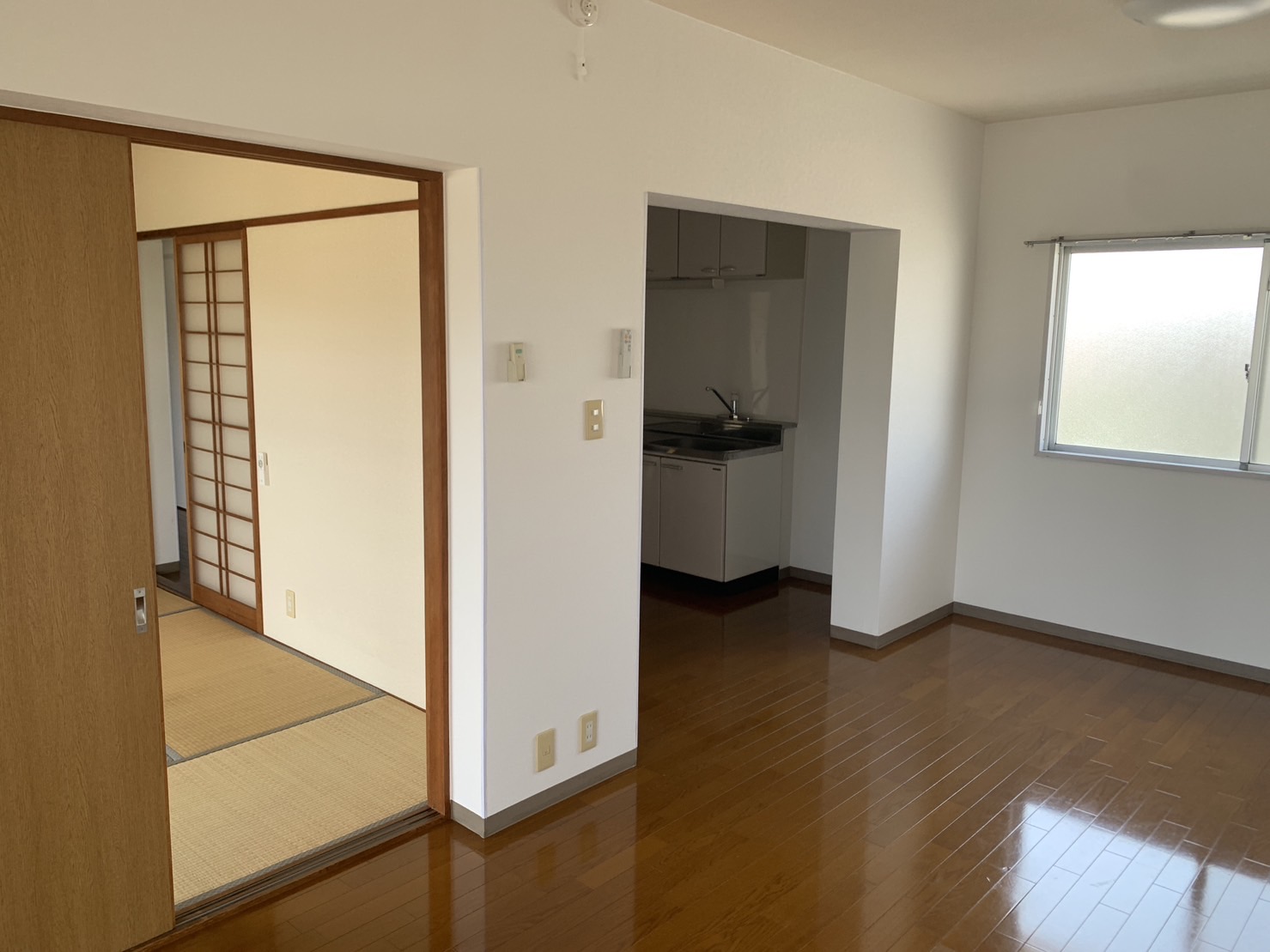 【物件番号1134】新田・華陽中校区の3LDK♬倉庫付き　カワショウハイツ