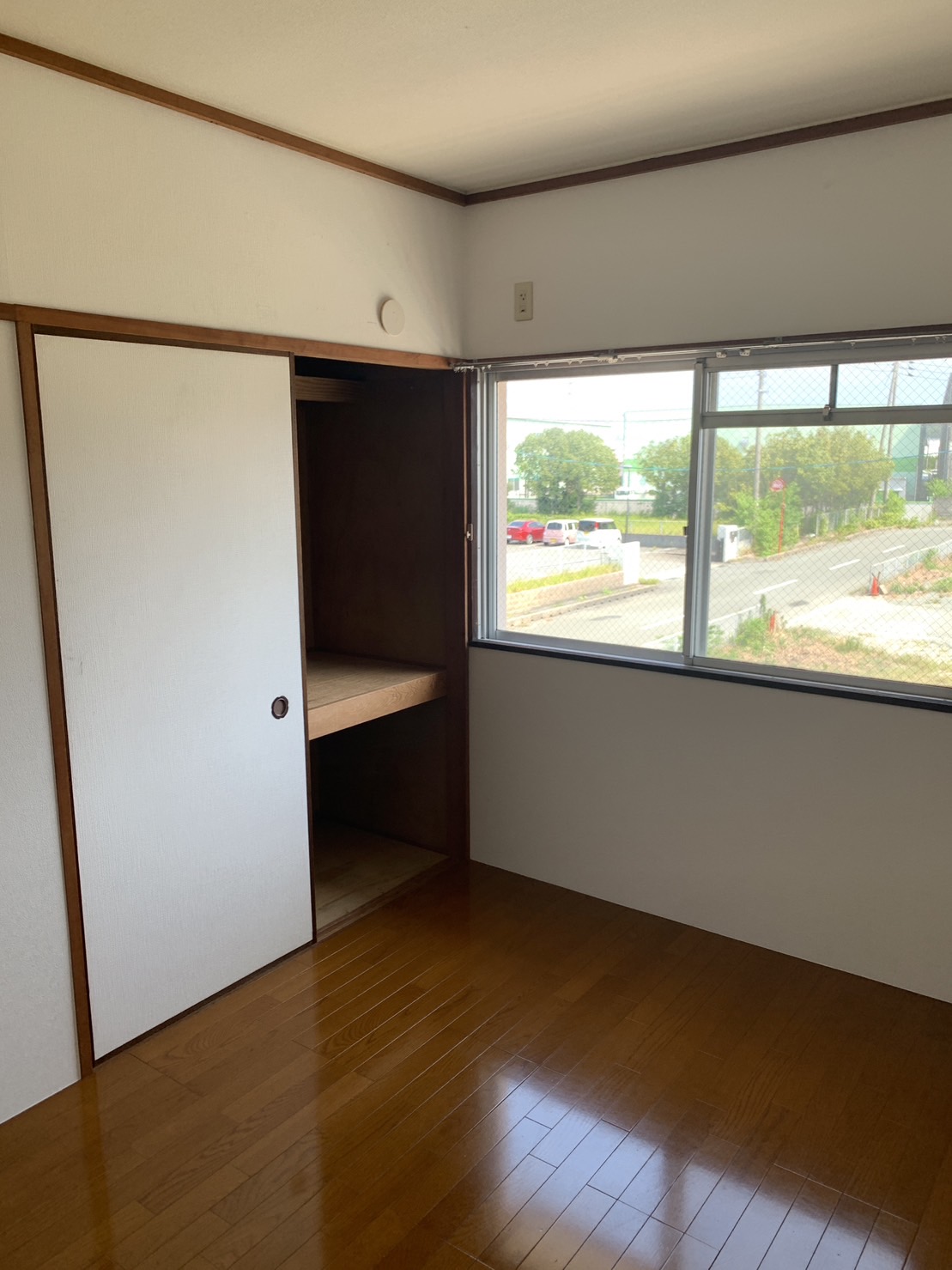 【物件番号1134】新田・華陽中校区の3LDK♬倉庫付き　カワショウハイツ