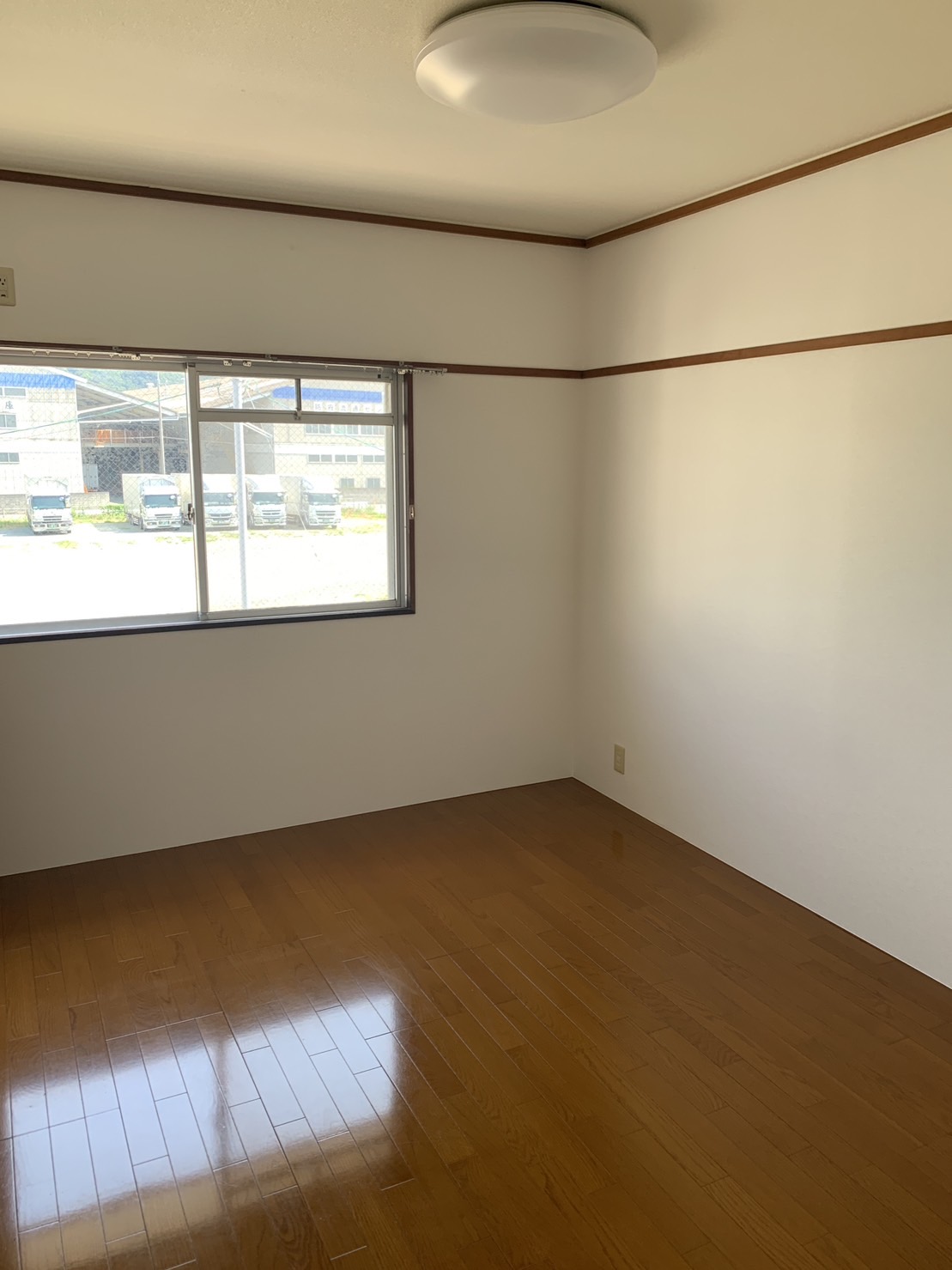 【物件番号1134】新田・華陽中校区の3LDK♬倉庫付き　カワショウハイツ