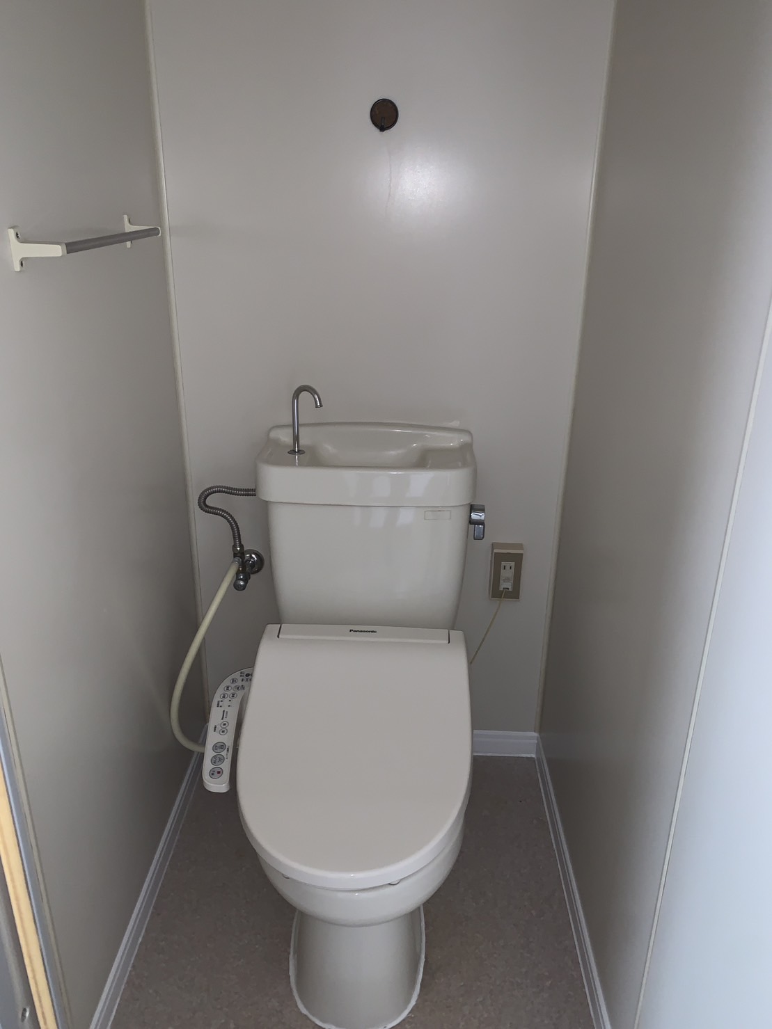 【物件番号1134】新田・華陽中校区の3LDK♬倉庫付き　カワショウハイツ