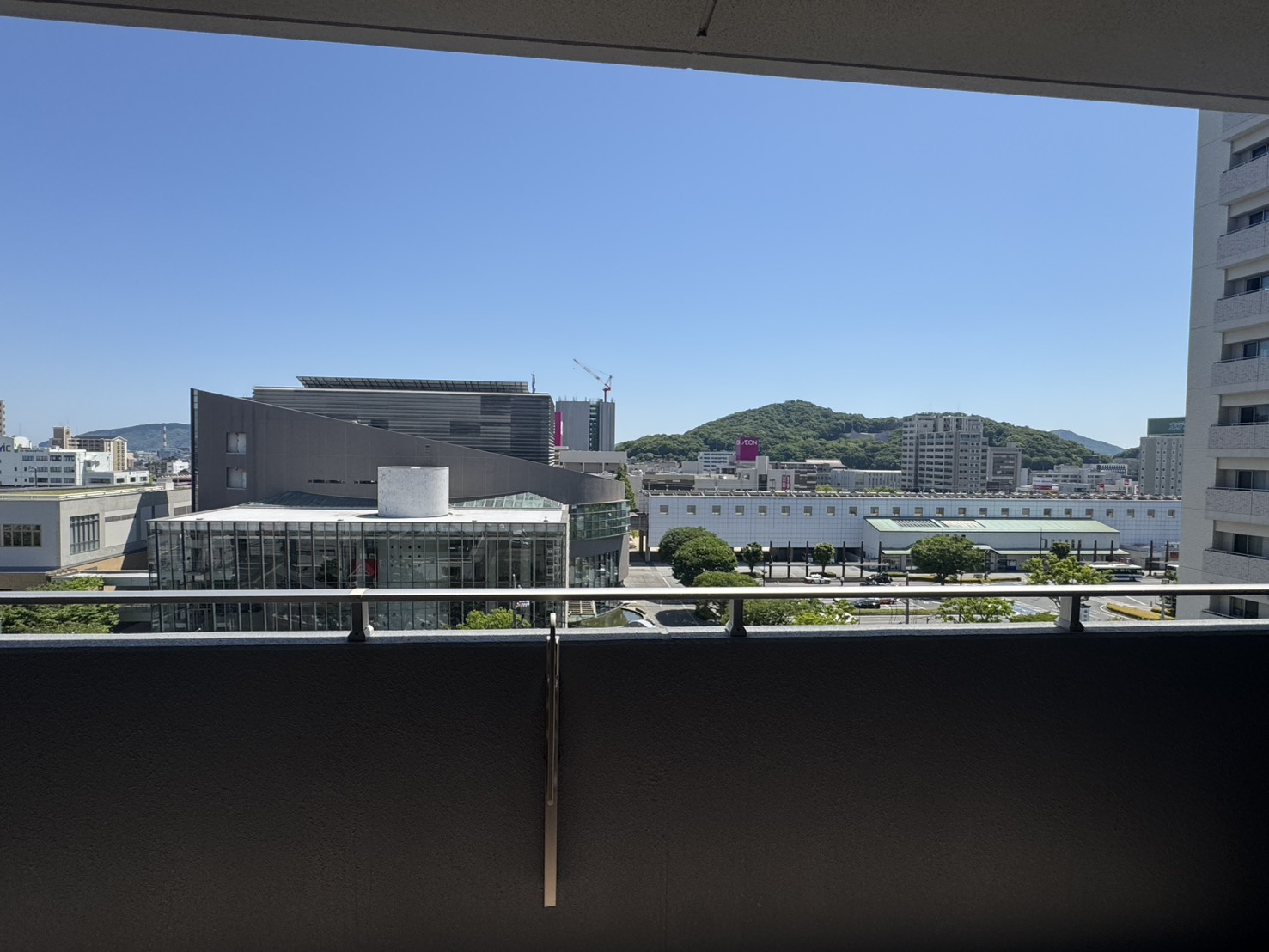 【物件番号1295】駅や商業施設まで徒歩3分！！サーパス防府駅マークフロント8階