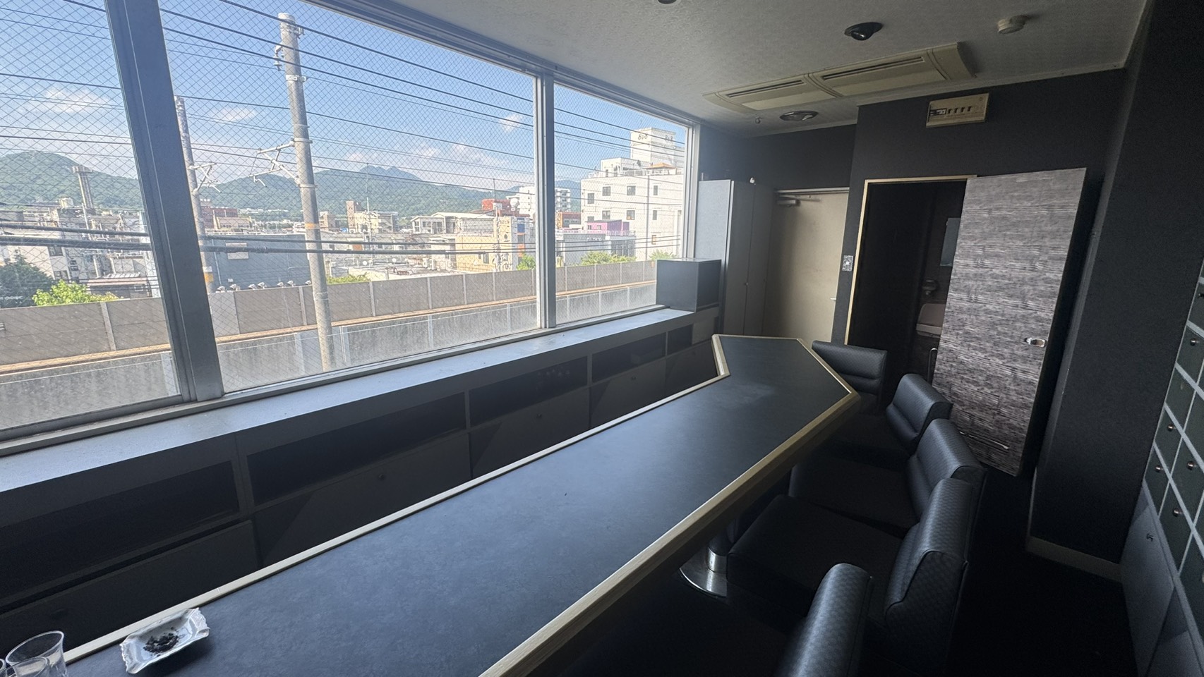 【物件番号1257】山口県防府市車塚町 センメイビル2テナント4階 エレベーターあり